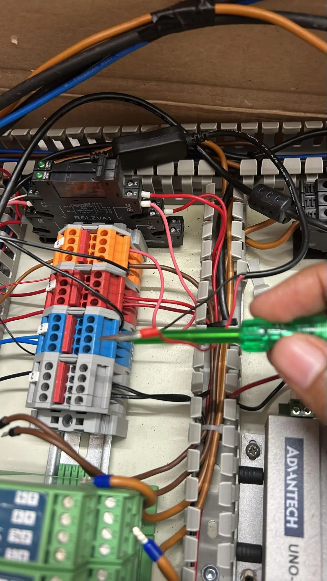 Edge AI to manage data